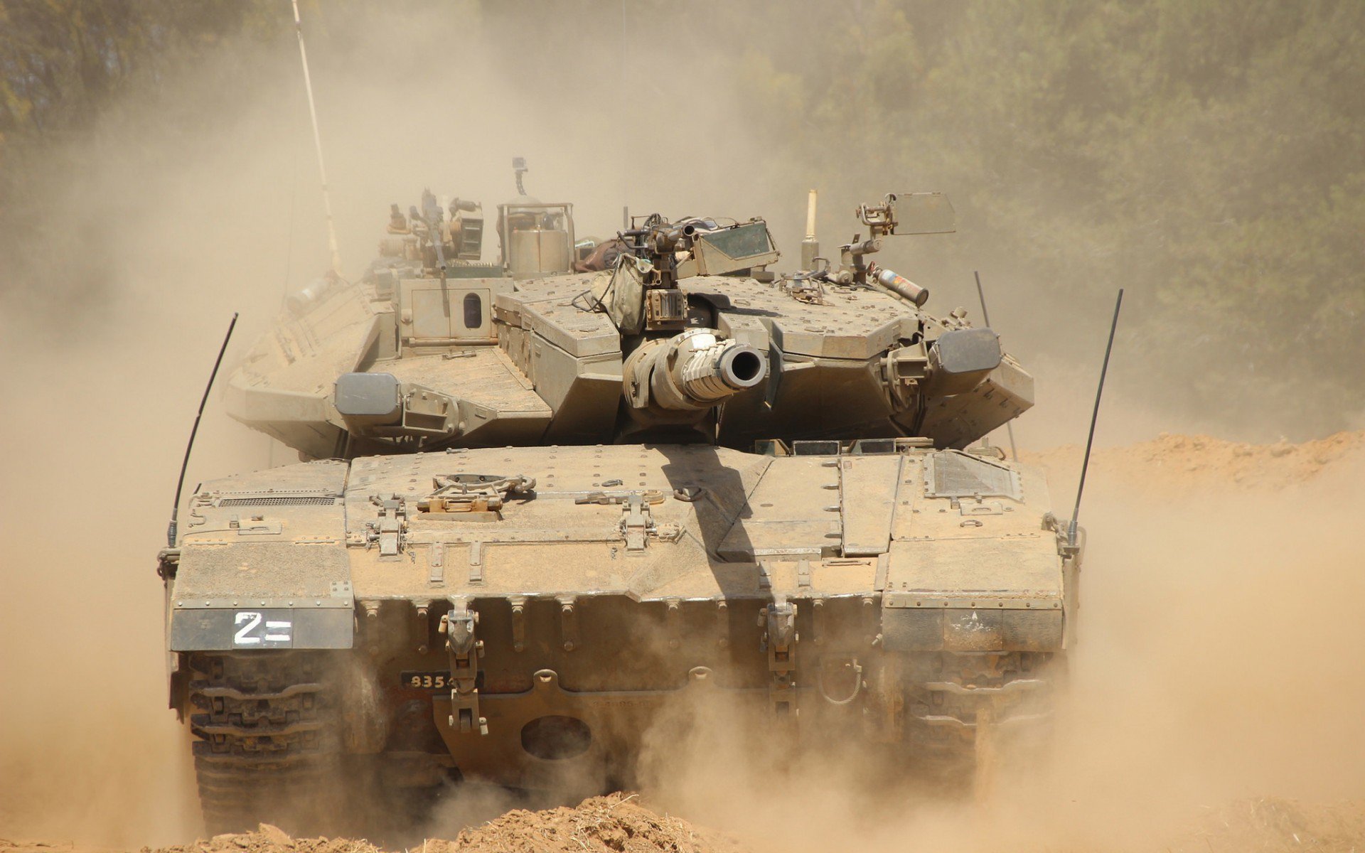 欧冠半决赛之夜，巴斯托尼的解围与眼神，定义防守艺术的美学标本